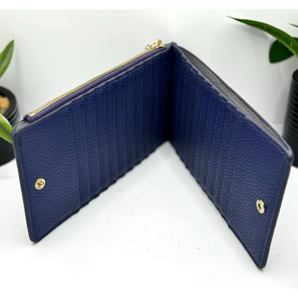 (NWOT) Blue Long Card Wallet 20 Card Slots and 2 Large Bill Slots - Picture 3 of 6
